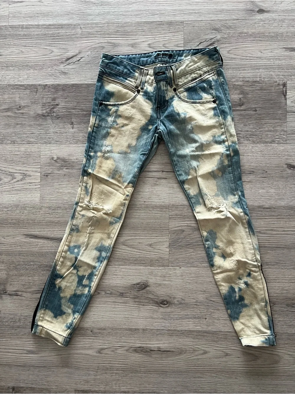 bebe Tie-Dye Ankle Crop Jeans | Size 25 | Rare